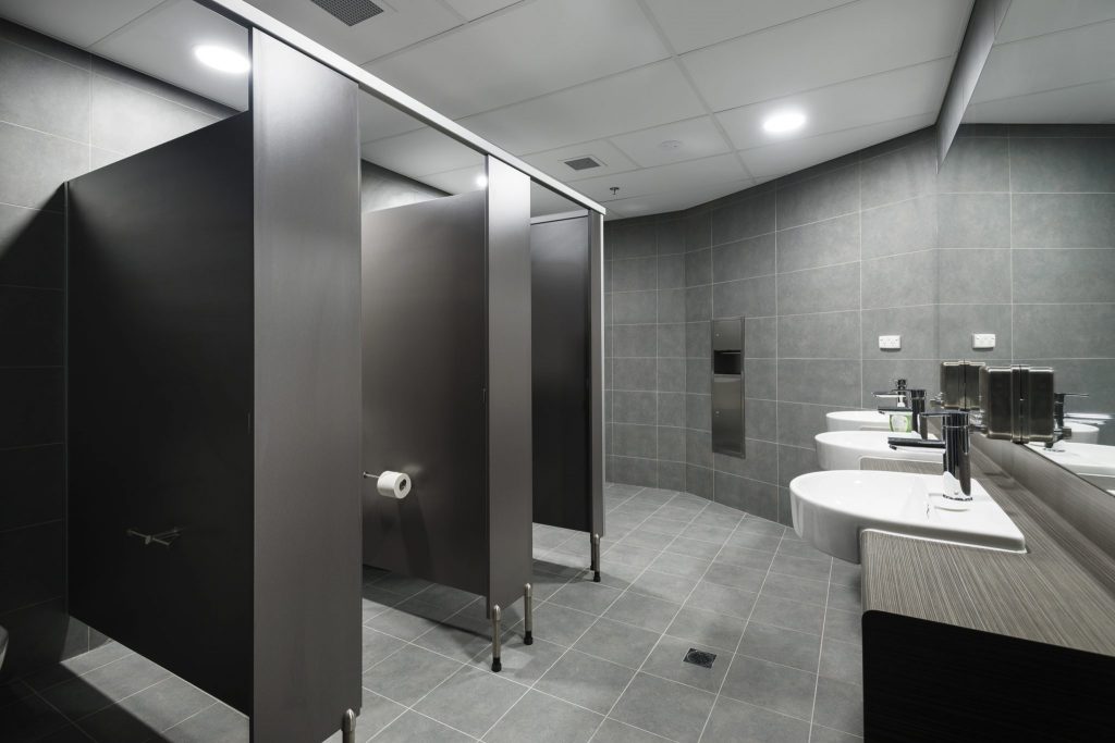 Duracube Wollongong ATO Building Toilet and Shower Partitions